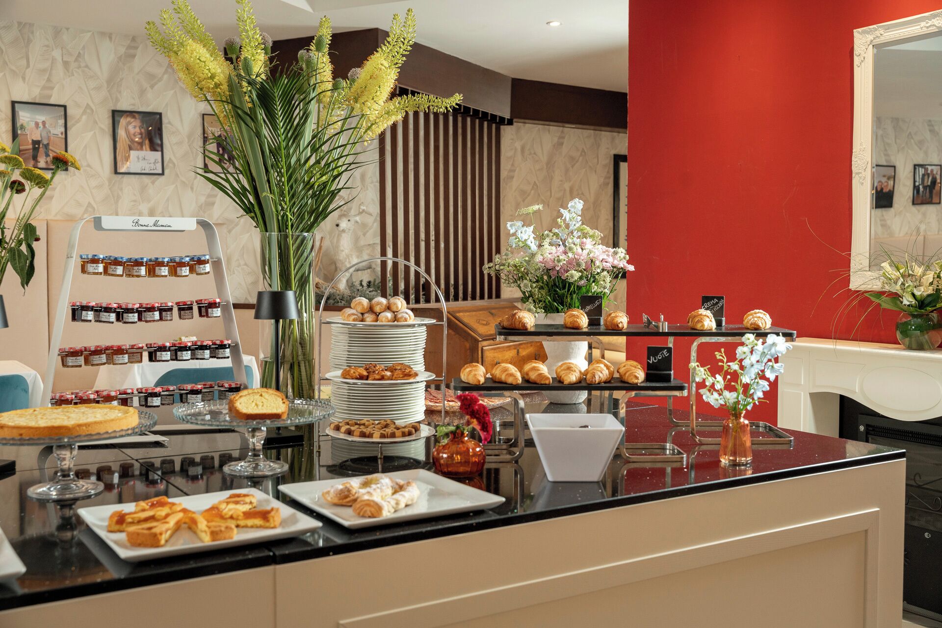 Colazione a buffet a pagamento, servita tutte le mattine 