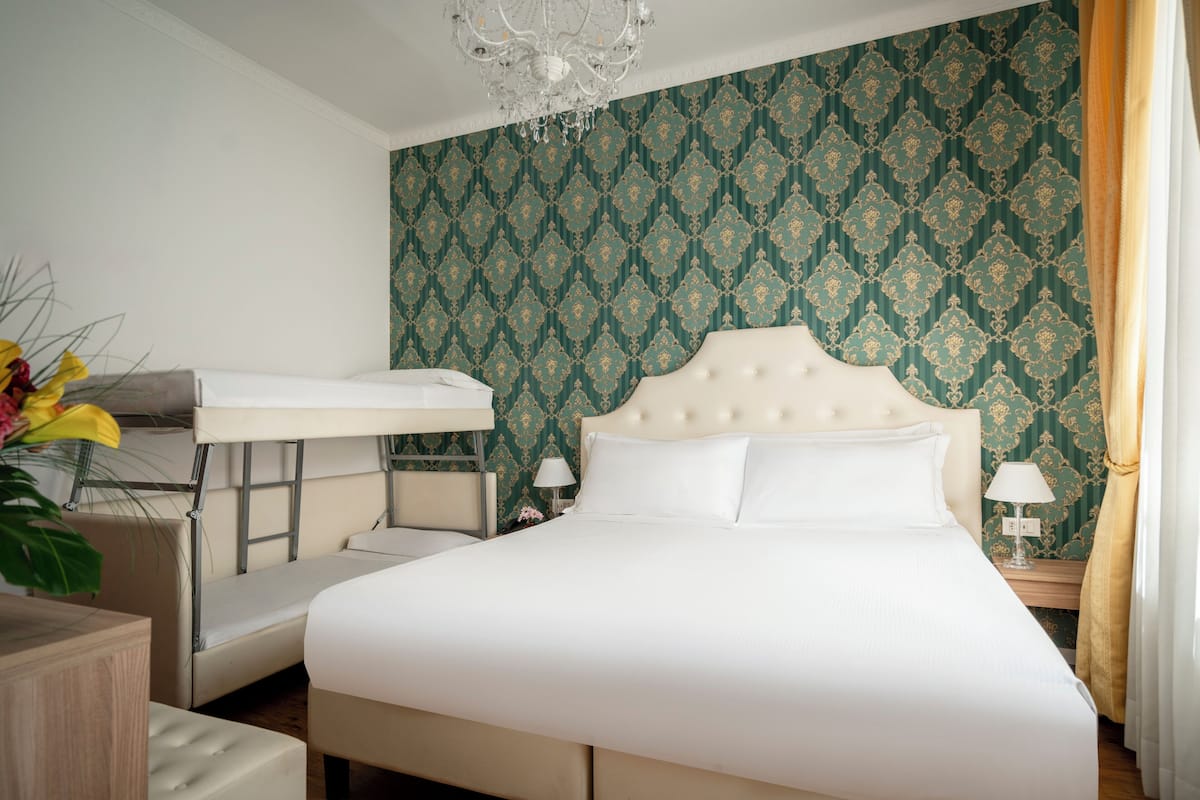 Superior Family Room Depandance | Down comforters, minibar, in-room safe, desk
