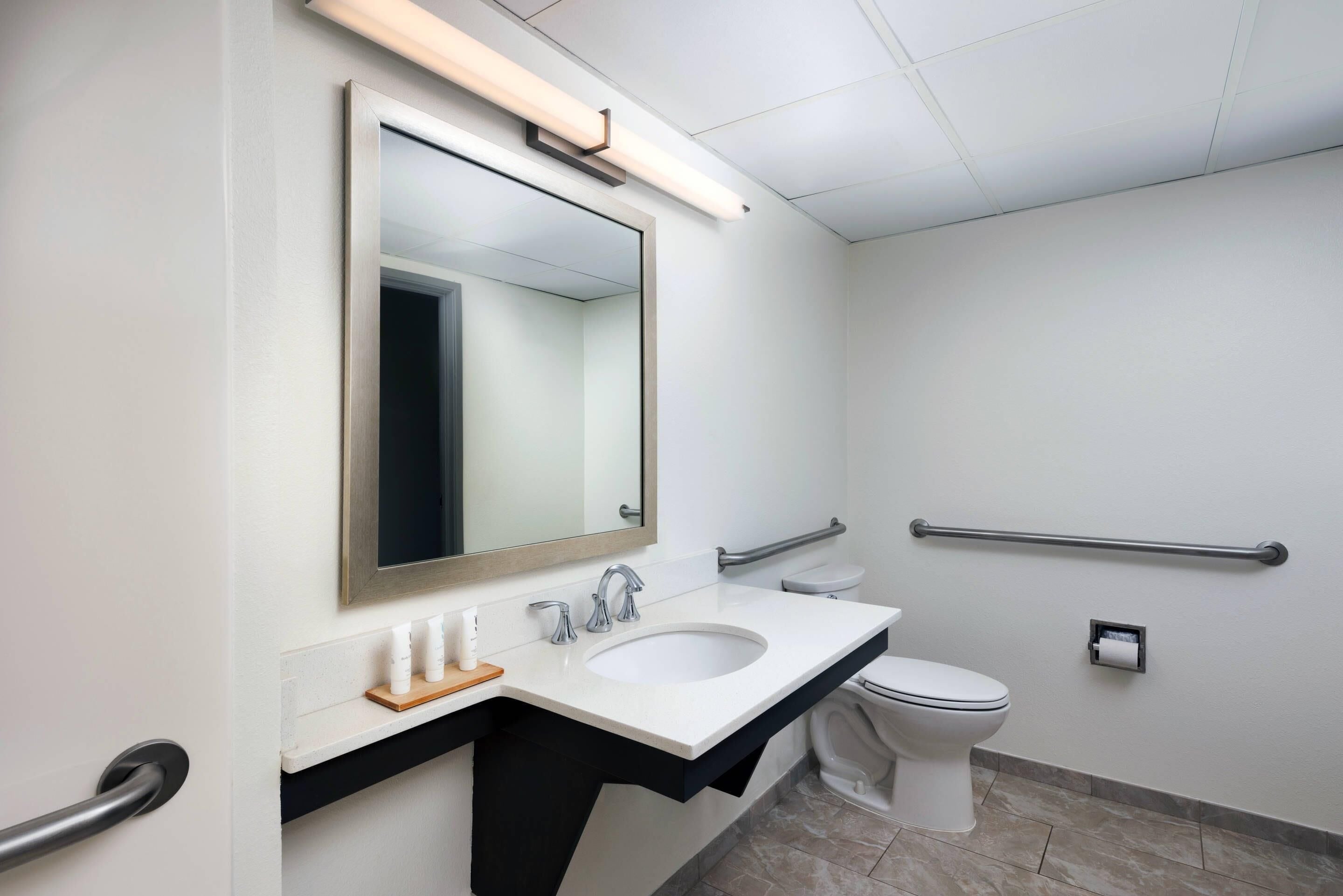 1 bedroom, premium bedding, desk, blackout curtains