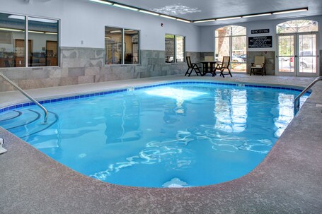Country Inn Suites by Radisson Asheville Downtown Tunnel Road - Image 5