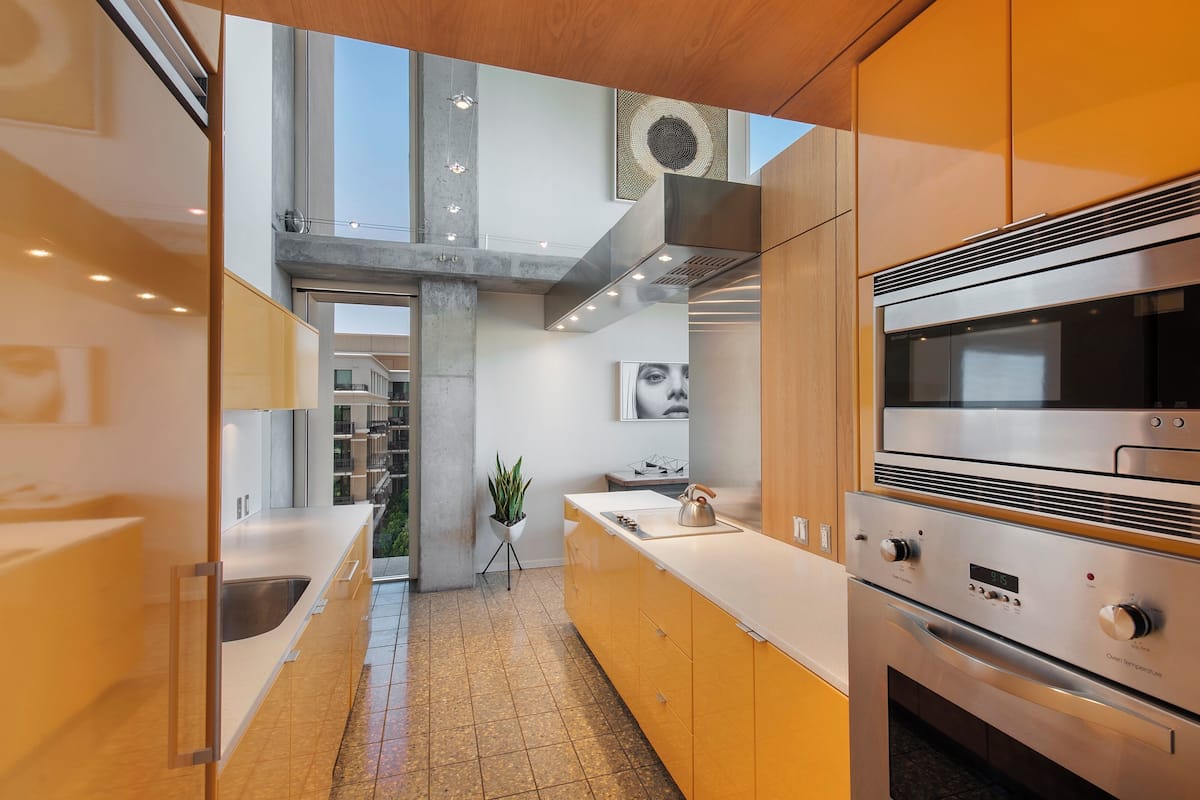 presidential suite (loft) | 1 bedroom, premium bedding, pillow-top beds, minibar