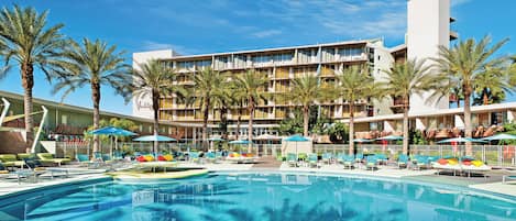 2 outdoor pools, pool cabanas (surcharge), pool umbrellas
