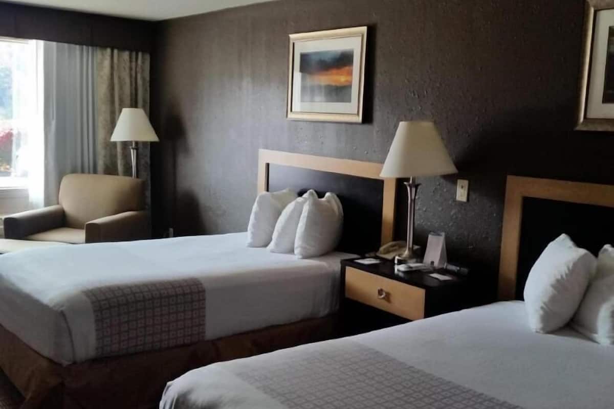 Tallelokero huoneessa, työpöytä