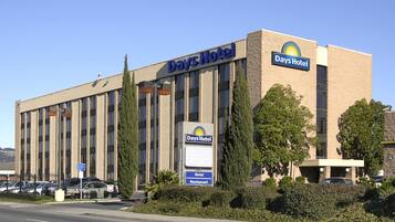 ด้านหน้าที่พัก