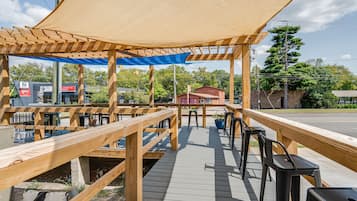 Sun deck