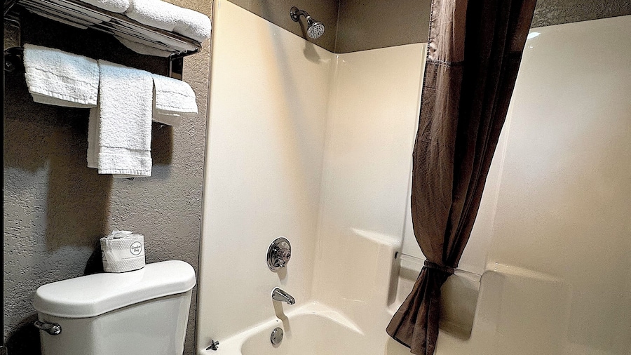 Motel 6 Eau Claire, WI