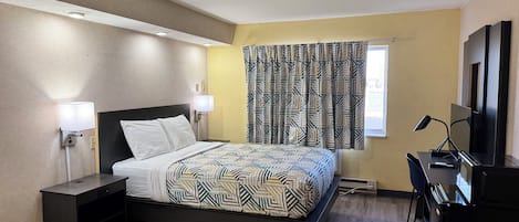 Een bureau, gratis wifi, beddengoed