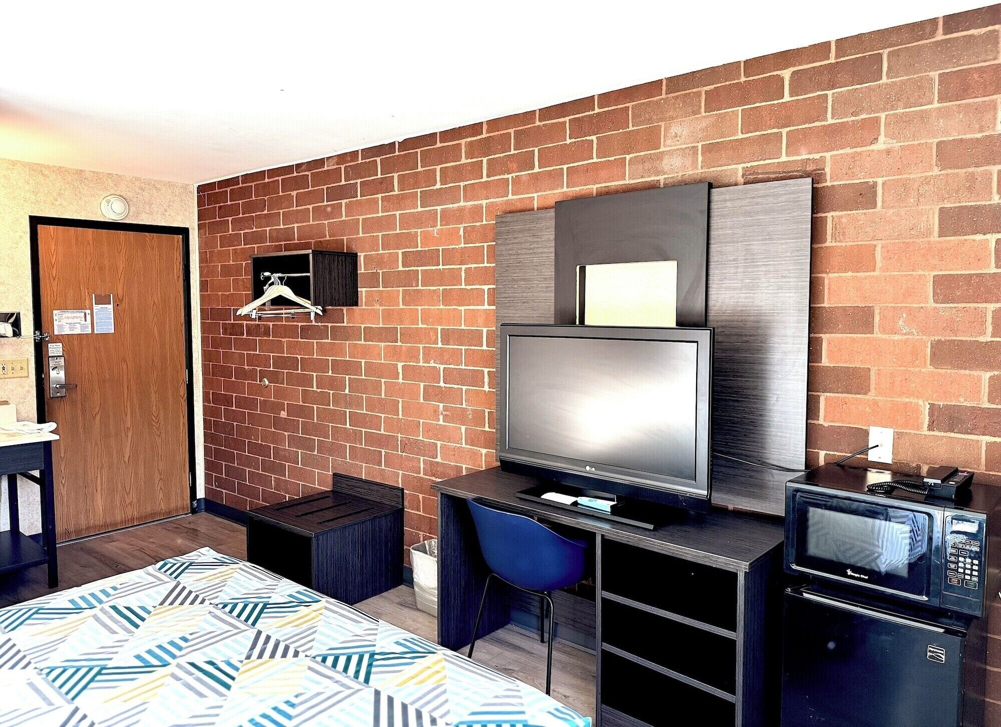 Schreibtisch, kostenloses WLAN, Bettwäsche