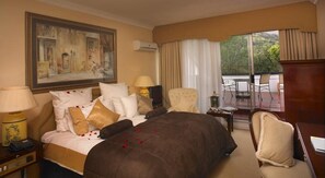 Caja de seguridad en la habitación, escritorio y wifi gratis 