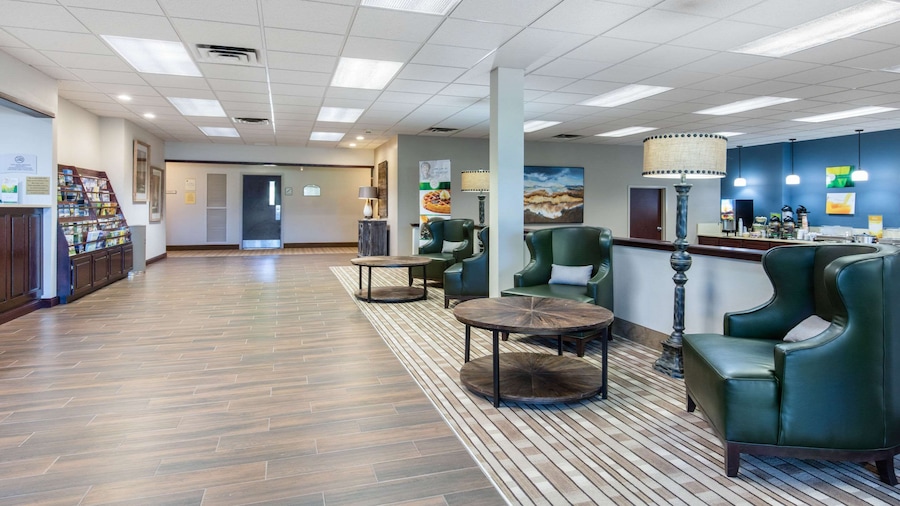 Quality Inn & Suites Mountain Home North