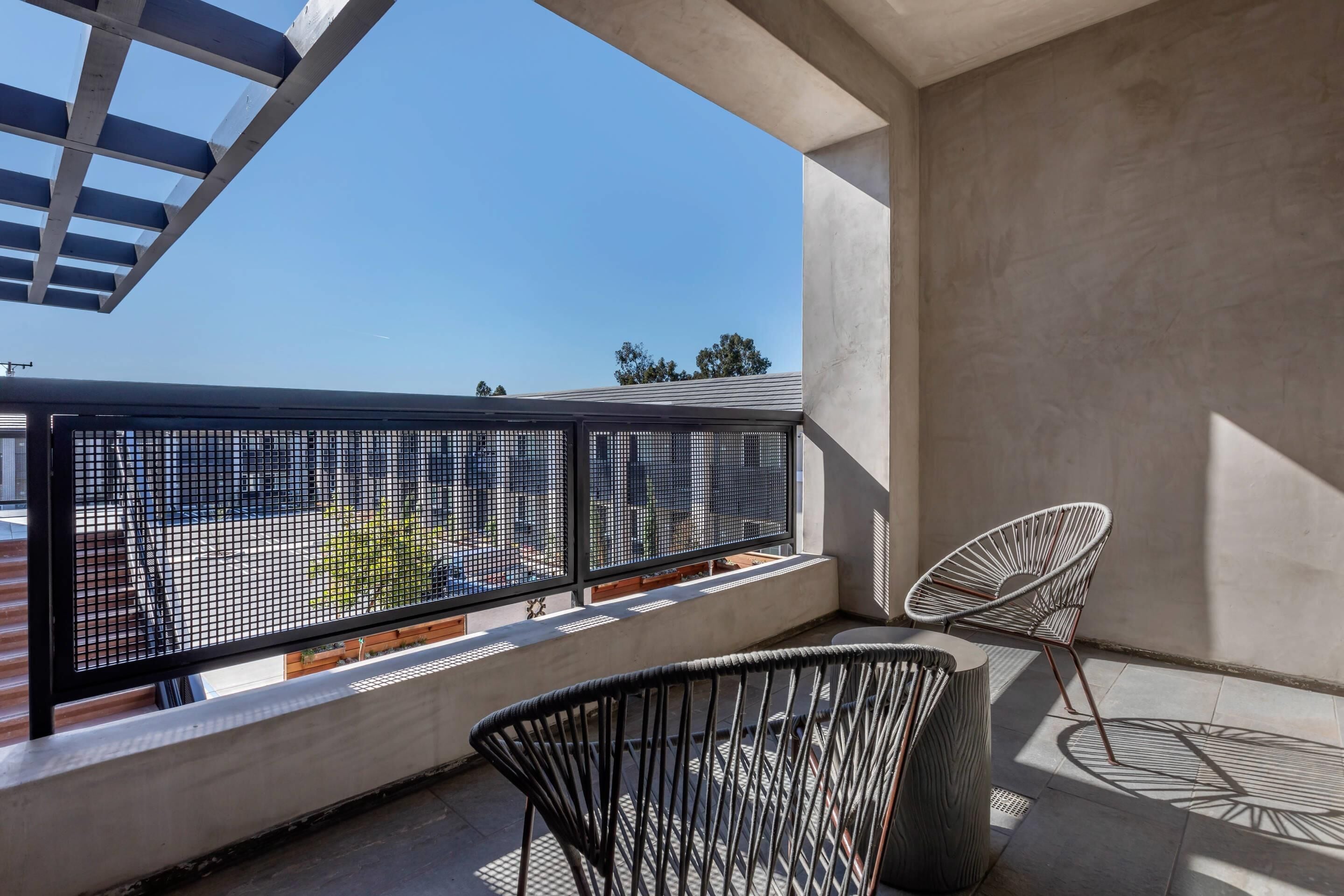 Deluxe Room, 1 King Bed, Non Smoking, Balcony | 1 bedroom, in-room safe, desk, blackout drapes