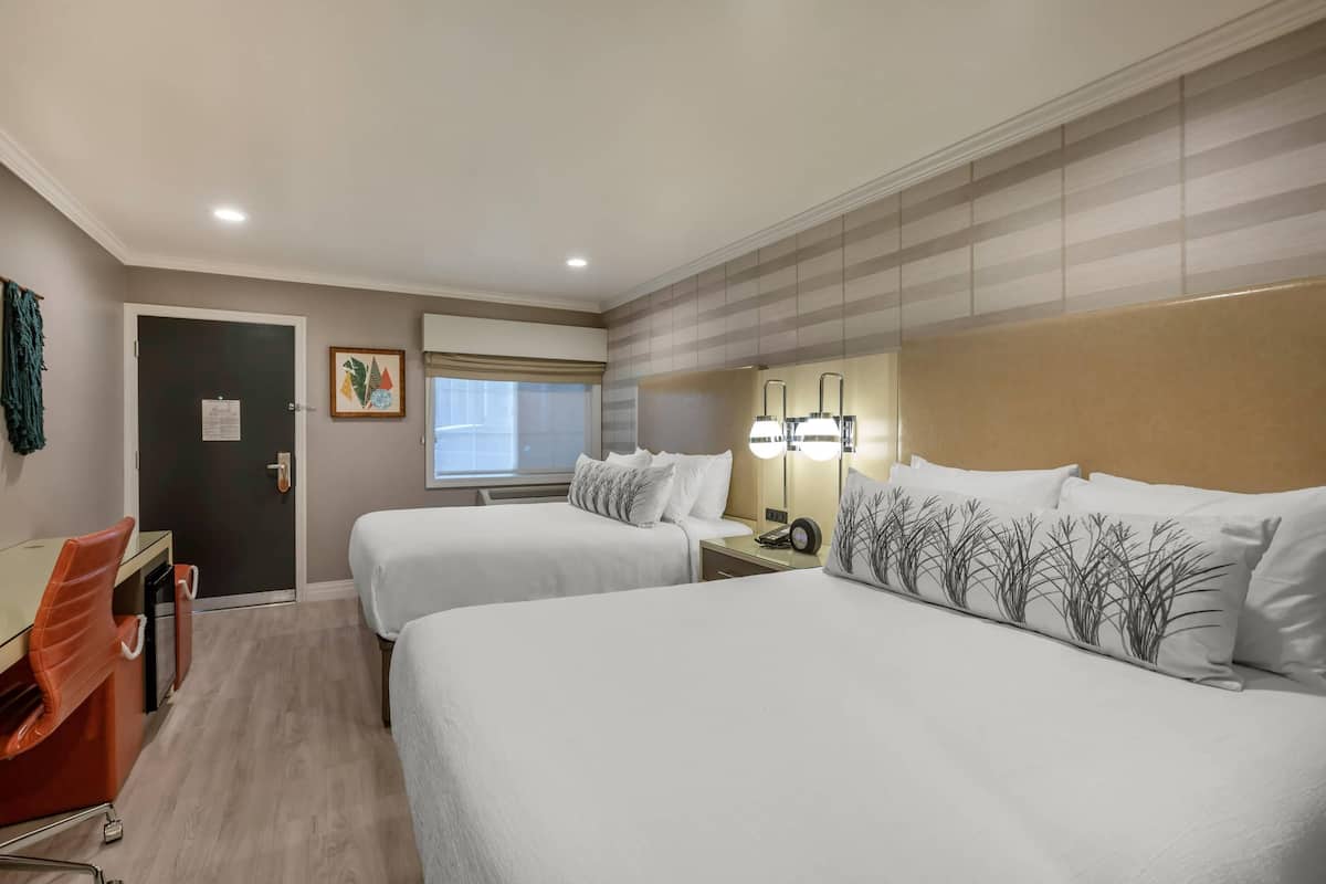 1 bedroom, in-room safe, desk, blackout curtains