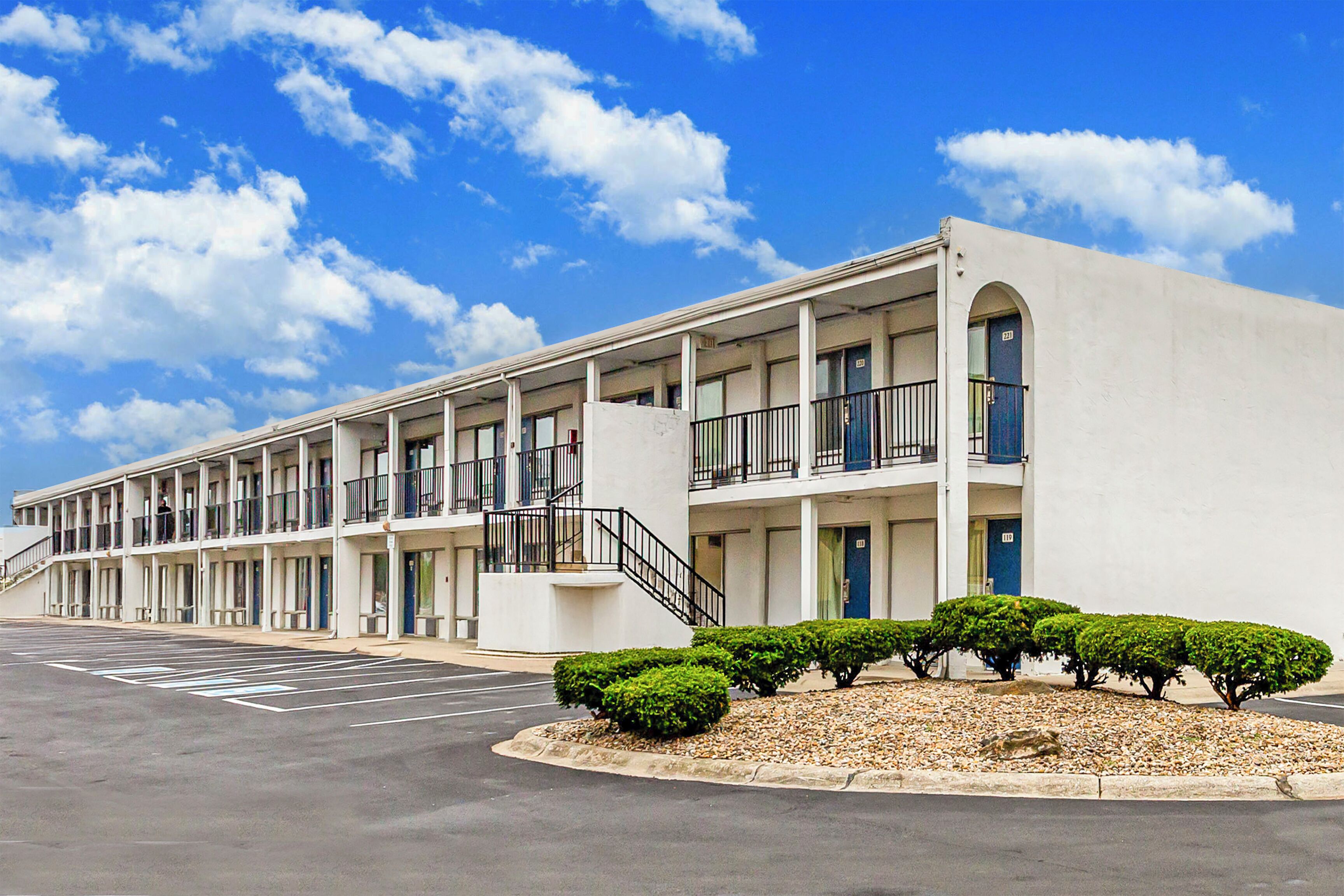 Foto - Relax Inn by OYO Columbus OH I 70