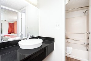 Room, 2 Double Beds, Non Smoking | Bathroom