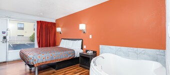 哥倫布 OYO 逸林酒店