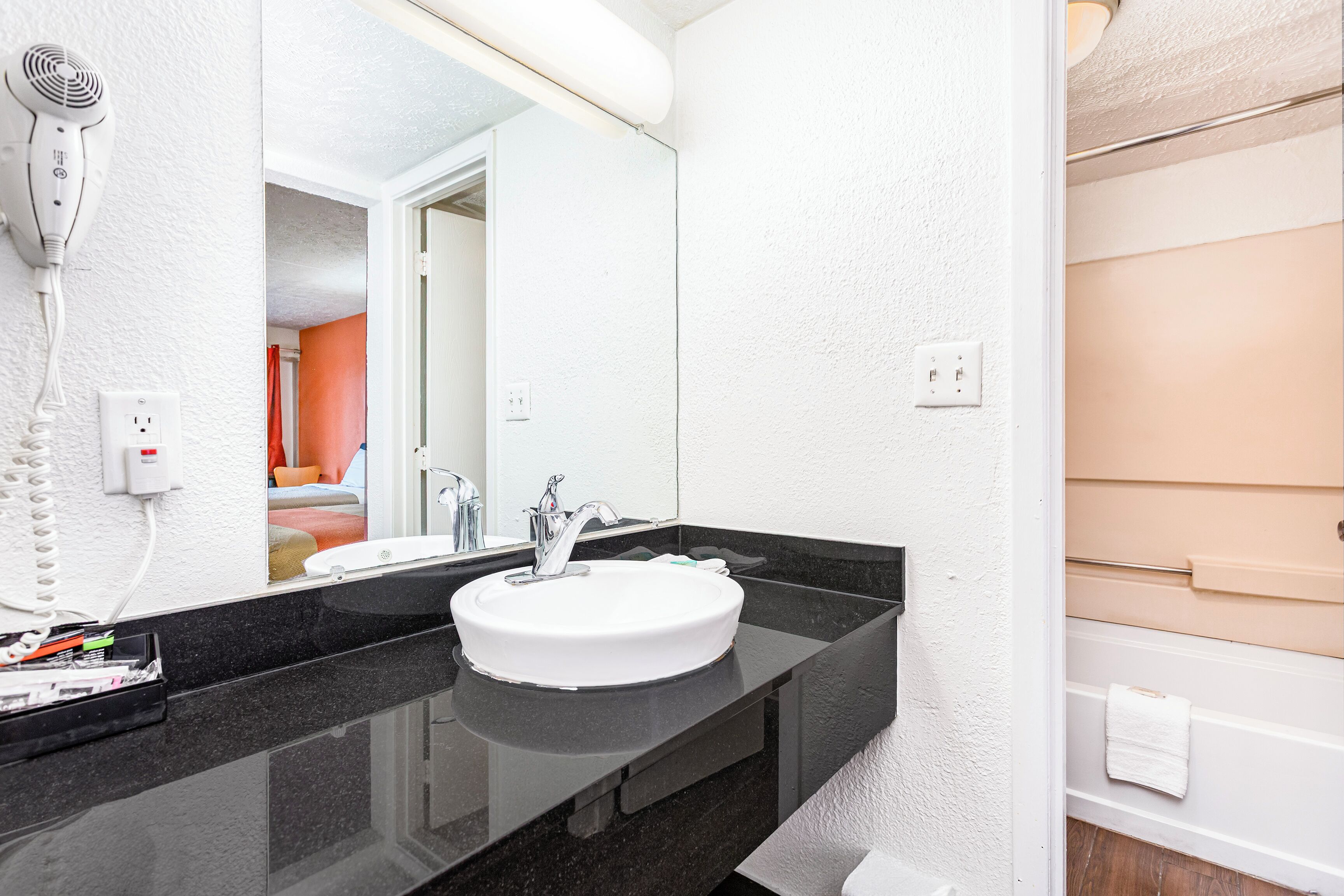 Foto - Relax Inn by OYO Columbus OH I 70