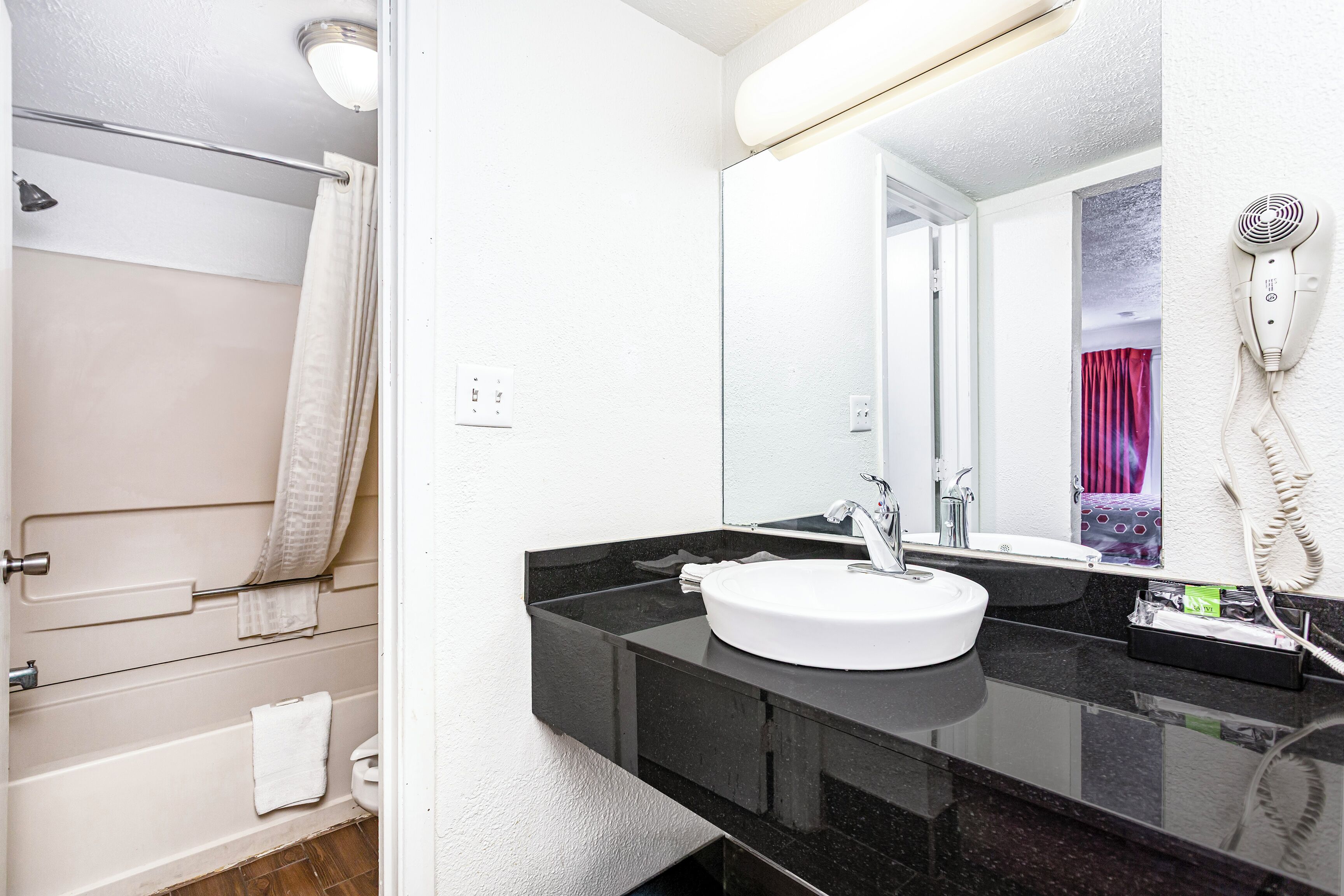 Foto - Relax Inn by OYO Columbus OH I 70