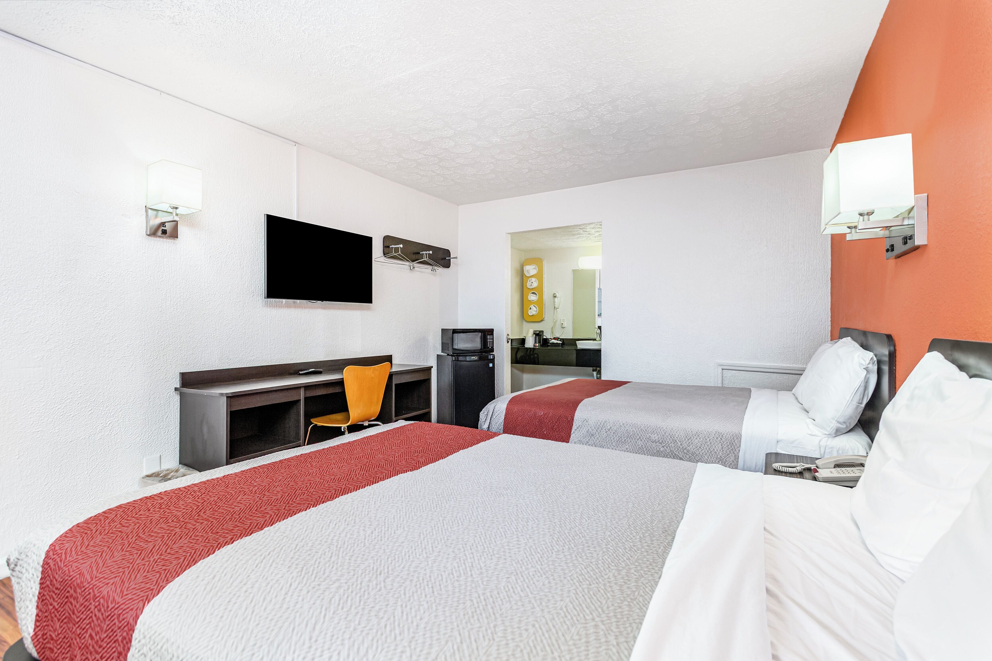 Photo - Relax Inn by OYO Columbus OH I 70