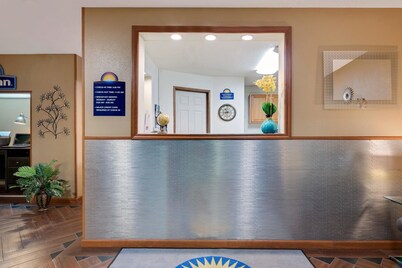 Days Inn by Wyndham Spokane