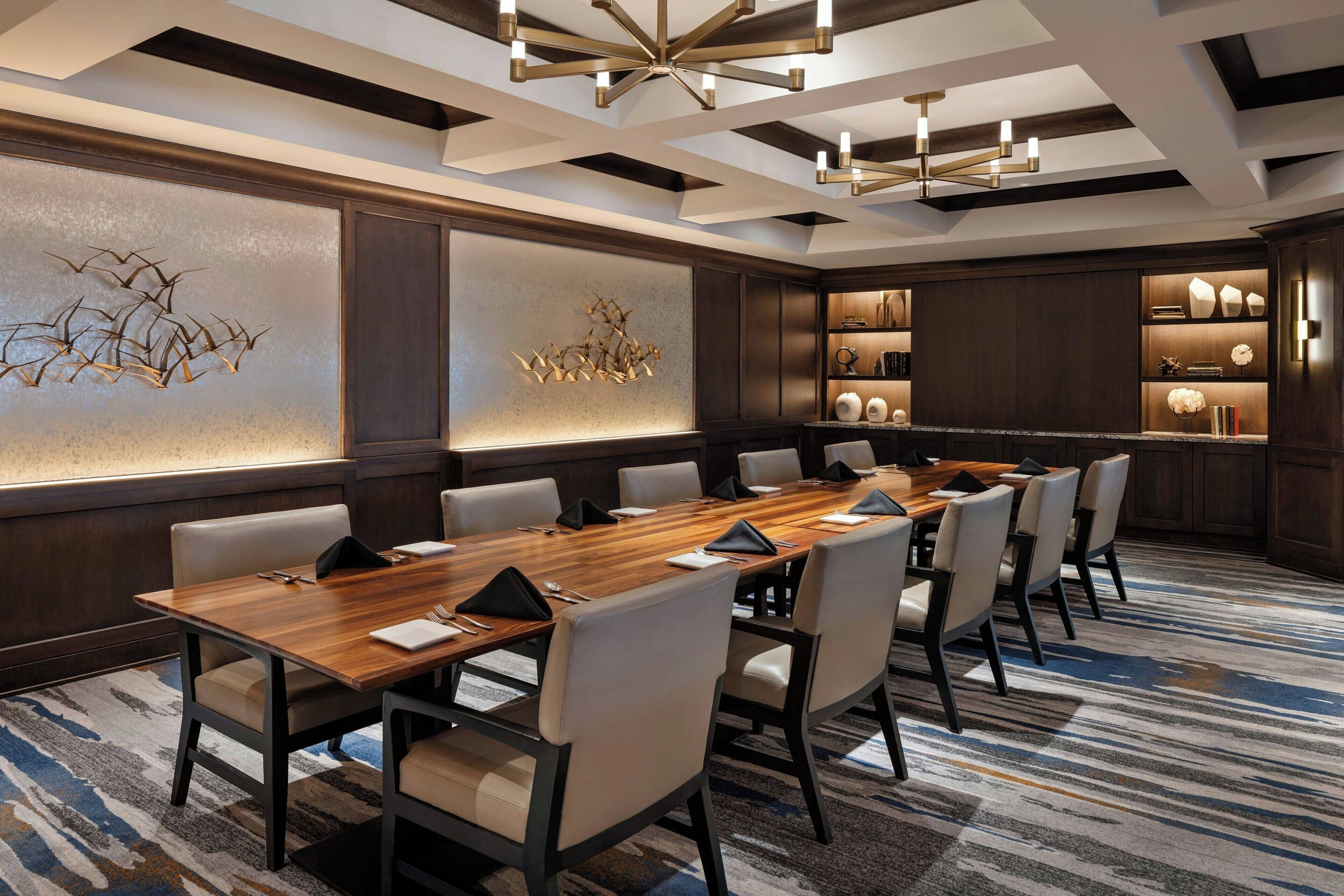 breakfast, lunch, dinner served; american cuisine