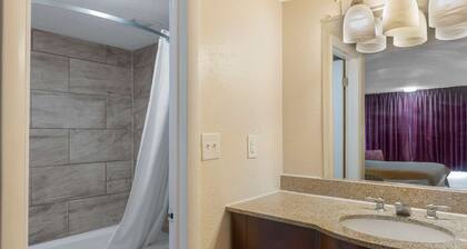 Rodeway Inn Colonial Heights I-95