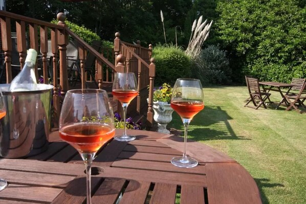 Breakfast and lunch served, British cuisine - Gipsy Hill Hotel (Exeter)