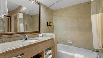Standard Room, 1 King Bed, Non Smoking, Refrigerator & Microwave | Bathroom | Combined shower/tub, free toiletries, hair dryer, towels