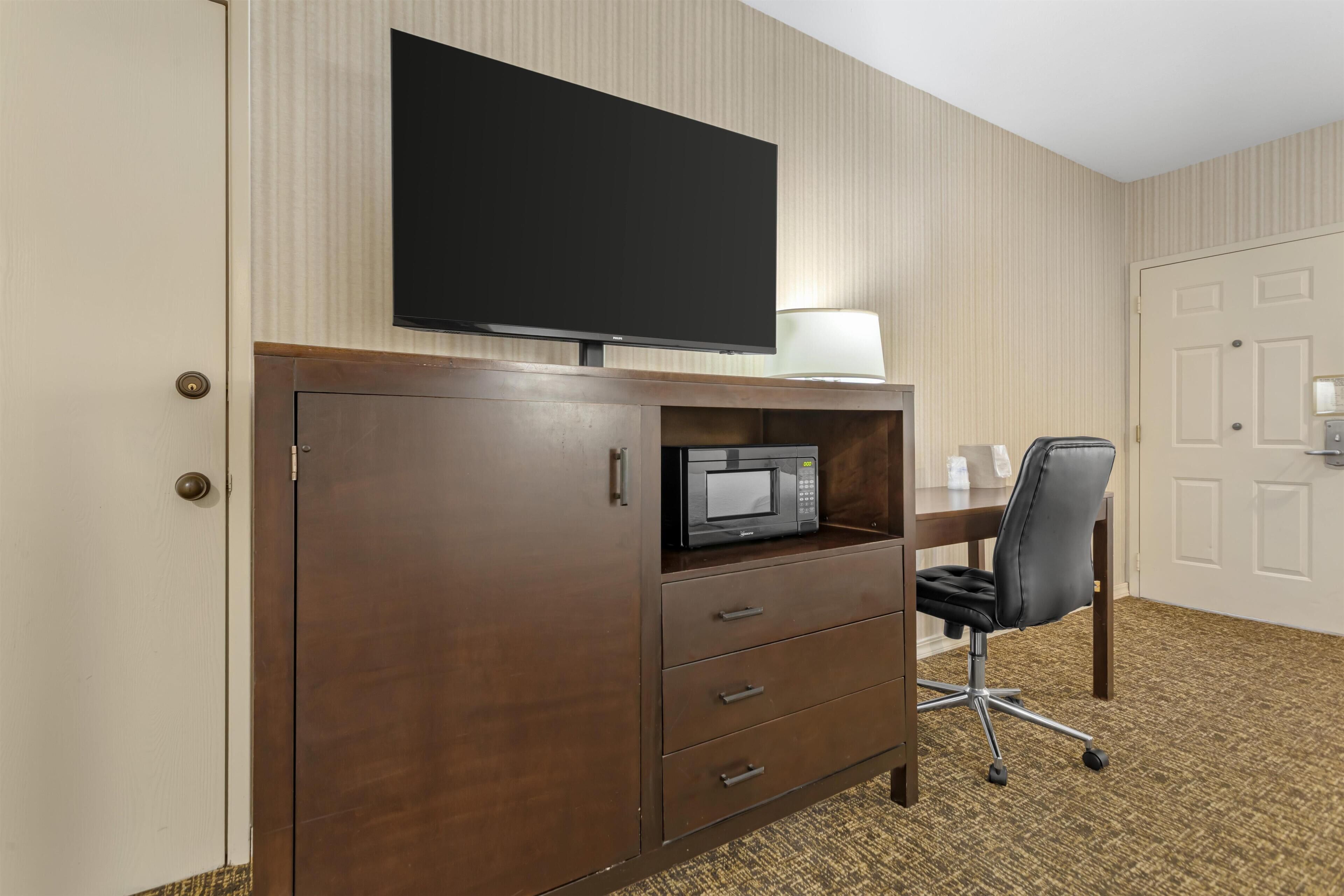 Standard Room, 2 Queen Beds, Accessible, Non Smoking | Premium bedding, desk, laptop workspace, blackout curtains