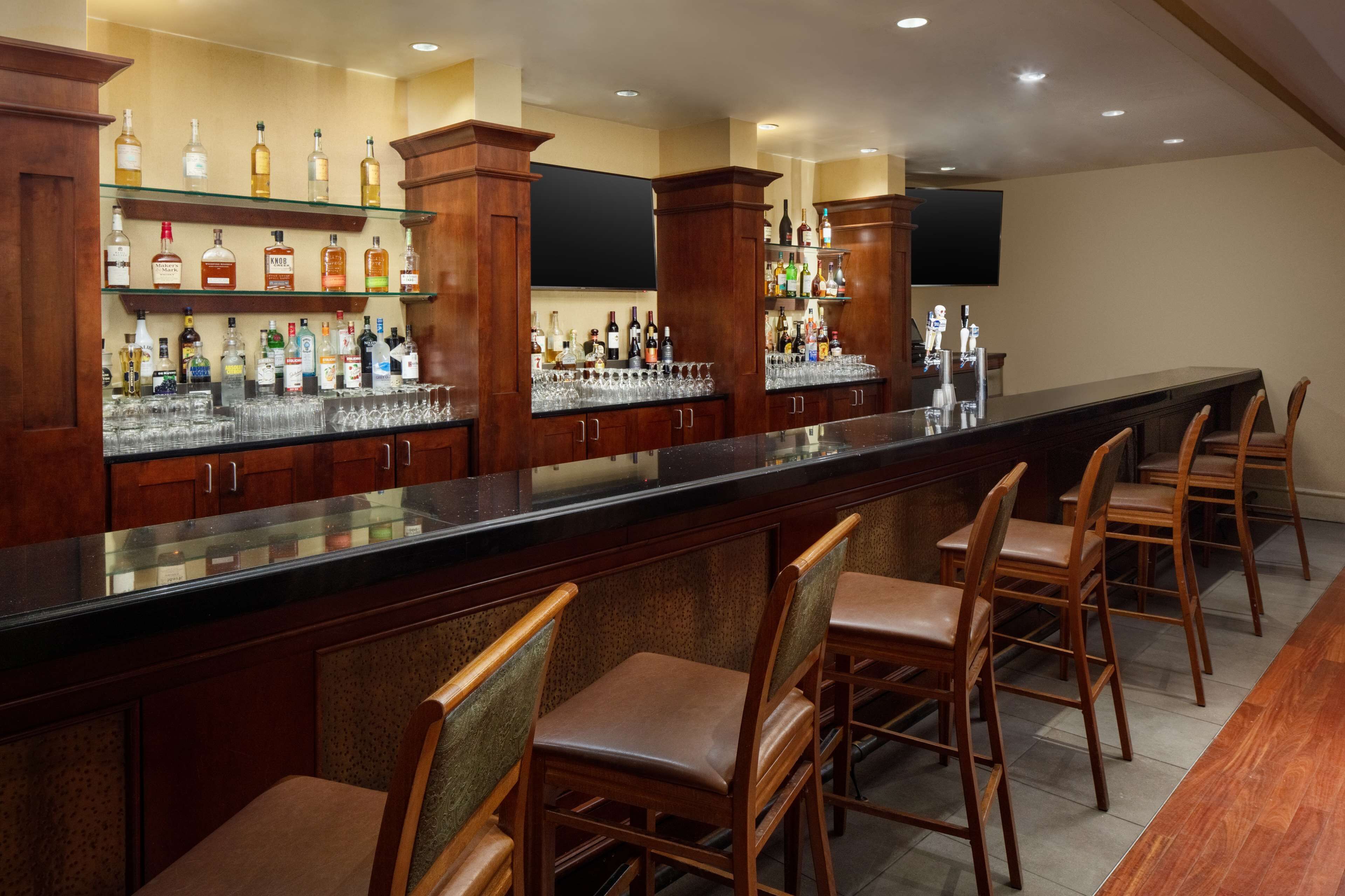 Bar (en la propiedad)