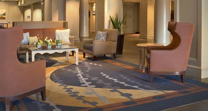 DoubleTree by Hilton Boston North Shore