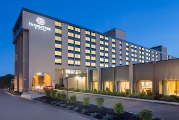 DoubleTree by Hilton Boston North Shore
