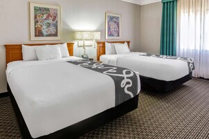 Deluxe Room, 2 Double Beds, Non Smoking | Premium bedding, desk, iron/ironing board, cribs (free)