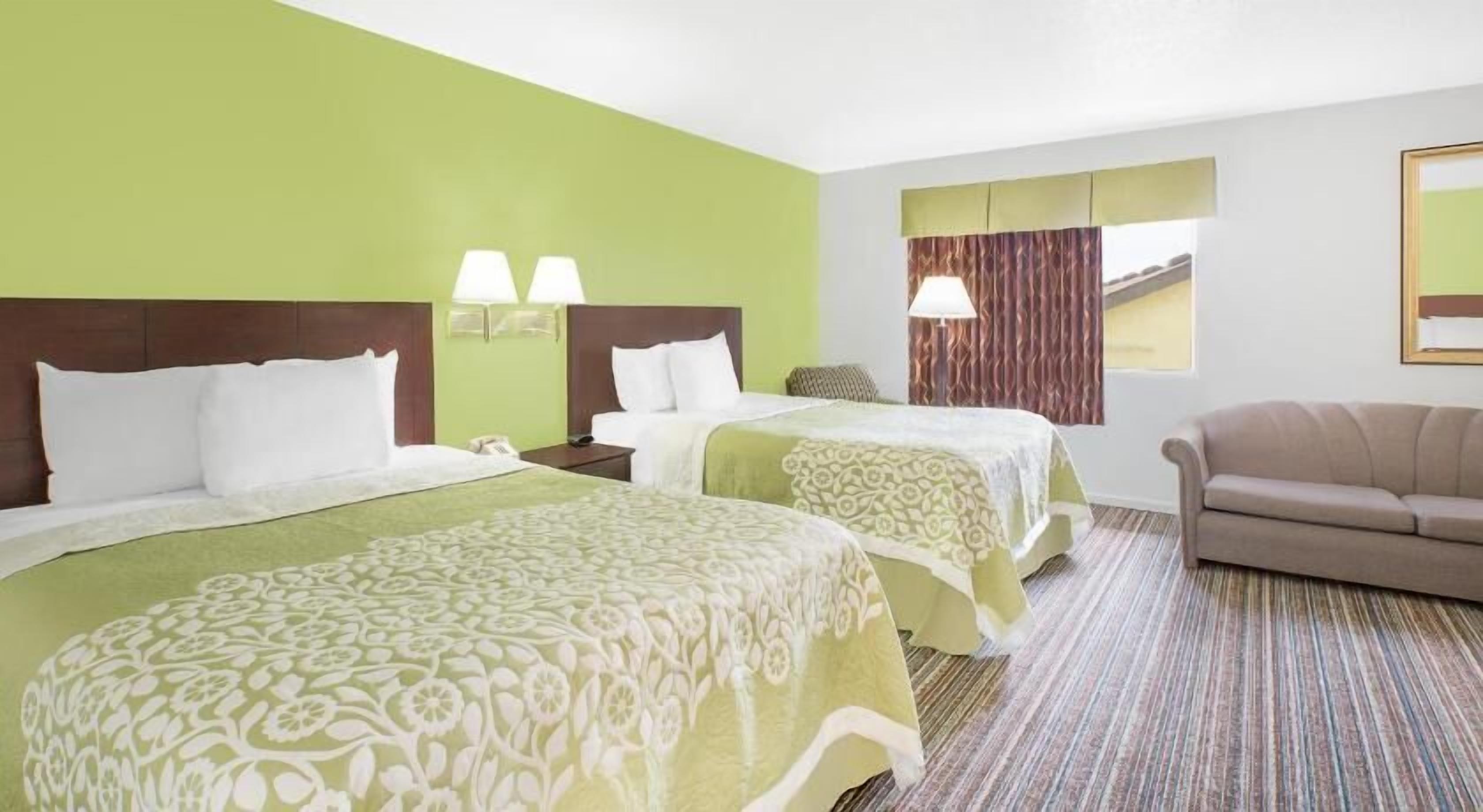 Free cots/infant beds, free WiFi, bed sheets