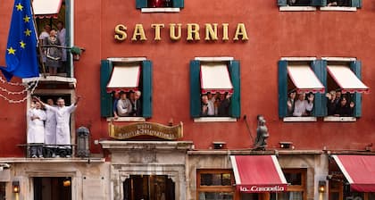 Hotel Saturnia & International