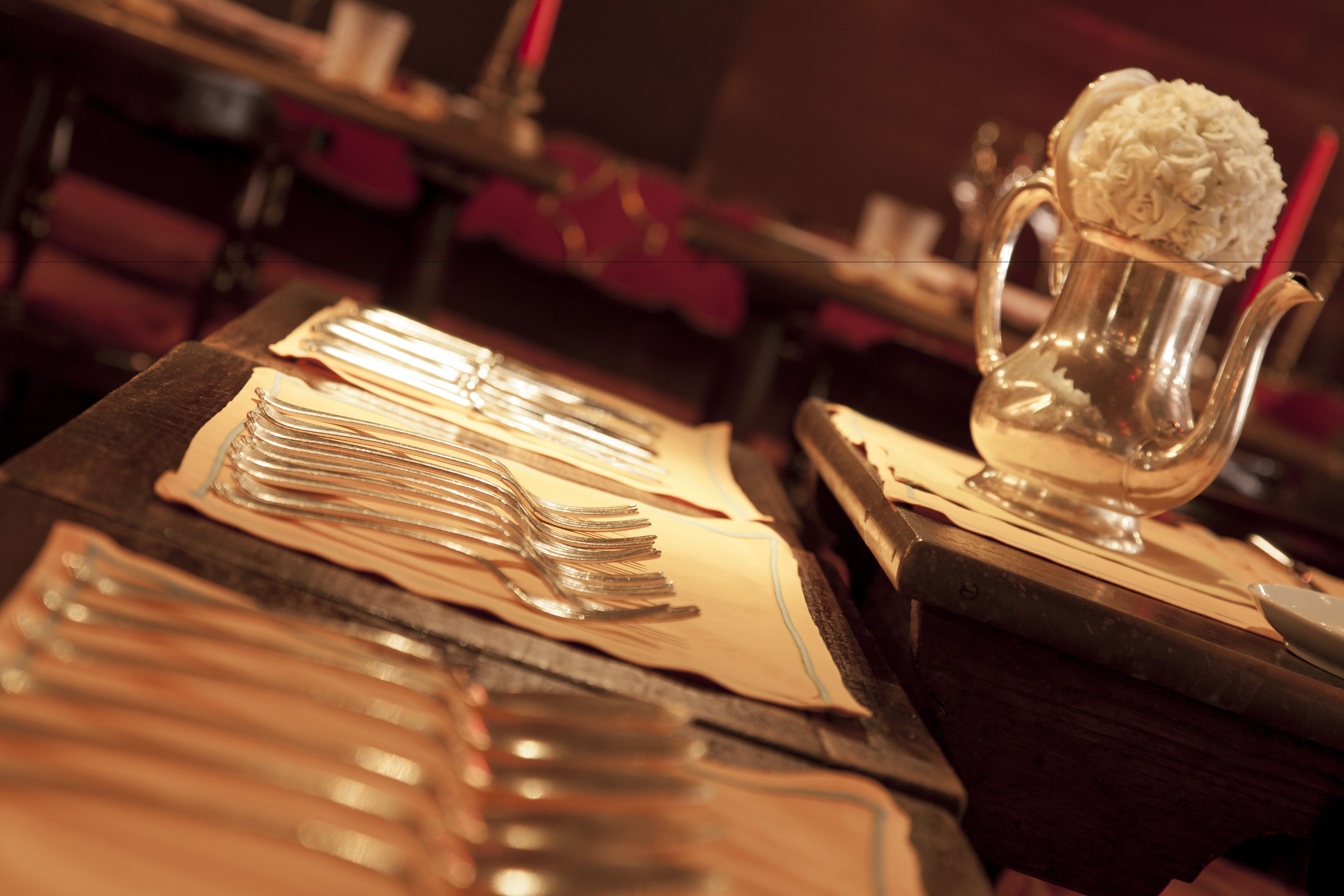 lunch and dinner served