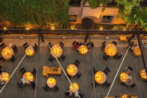 Lunch and dinner served - Hotel Saturnia & International (Venice)