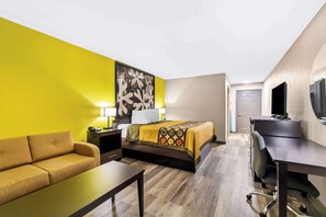 Room, 1 King Bed, Non Smoking | Soundproofing, iron/ironing board, free cribs/infant beds, free WiFi