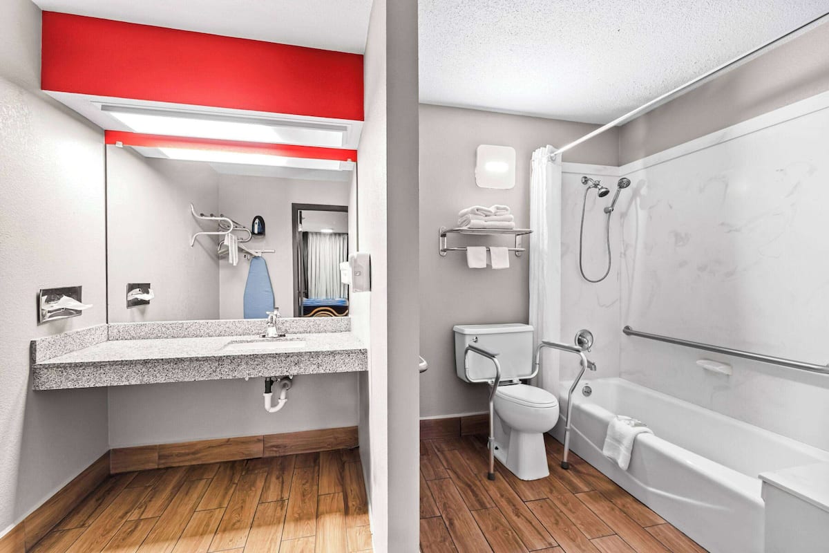 Baño para personas con discapacidad