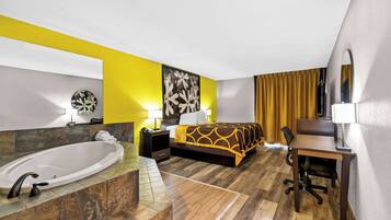 Suite, 1 King Bed, Non Smoking