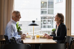 Buffetaamiainen