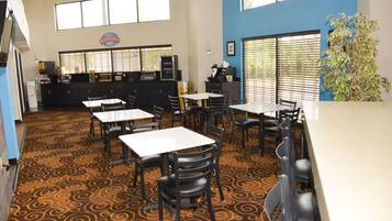 Free daily continental breakfast