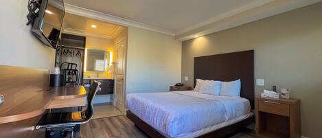 Habitación Premium, 1 cama Queen size, para no fumadores | Ropa de cama hipoalergénica, camas con pillow-top y insonorización