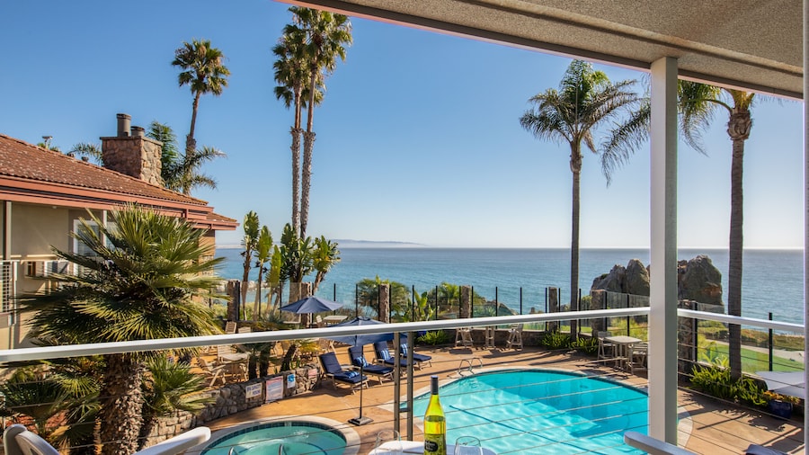Inn at the Cove