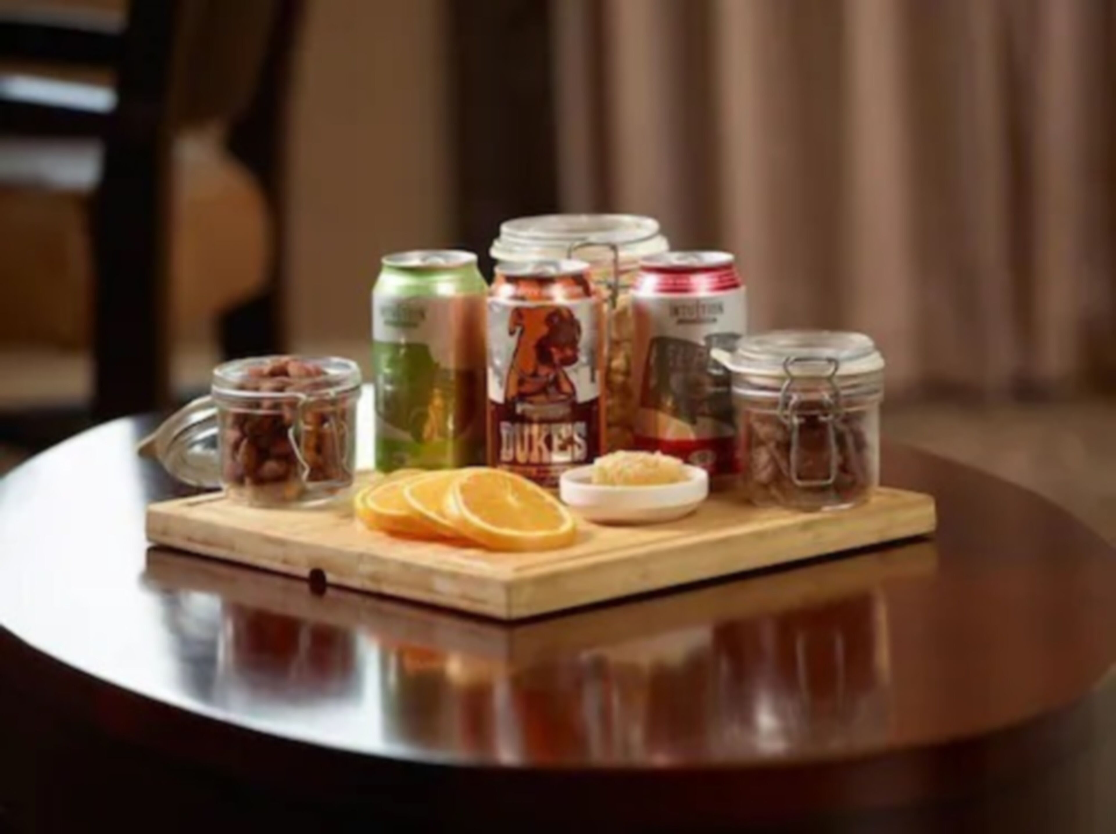 lunch and dinner served, american cuisine