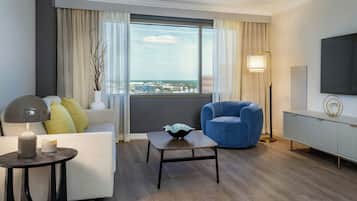 Premium bedding, down comforters, pillowtop beds, in-room safe