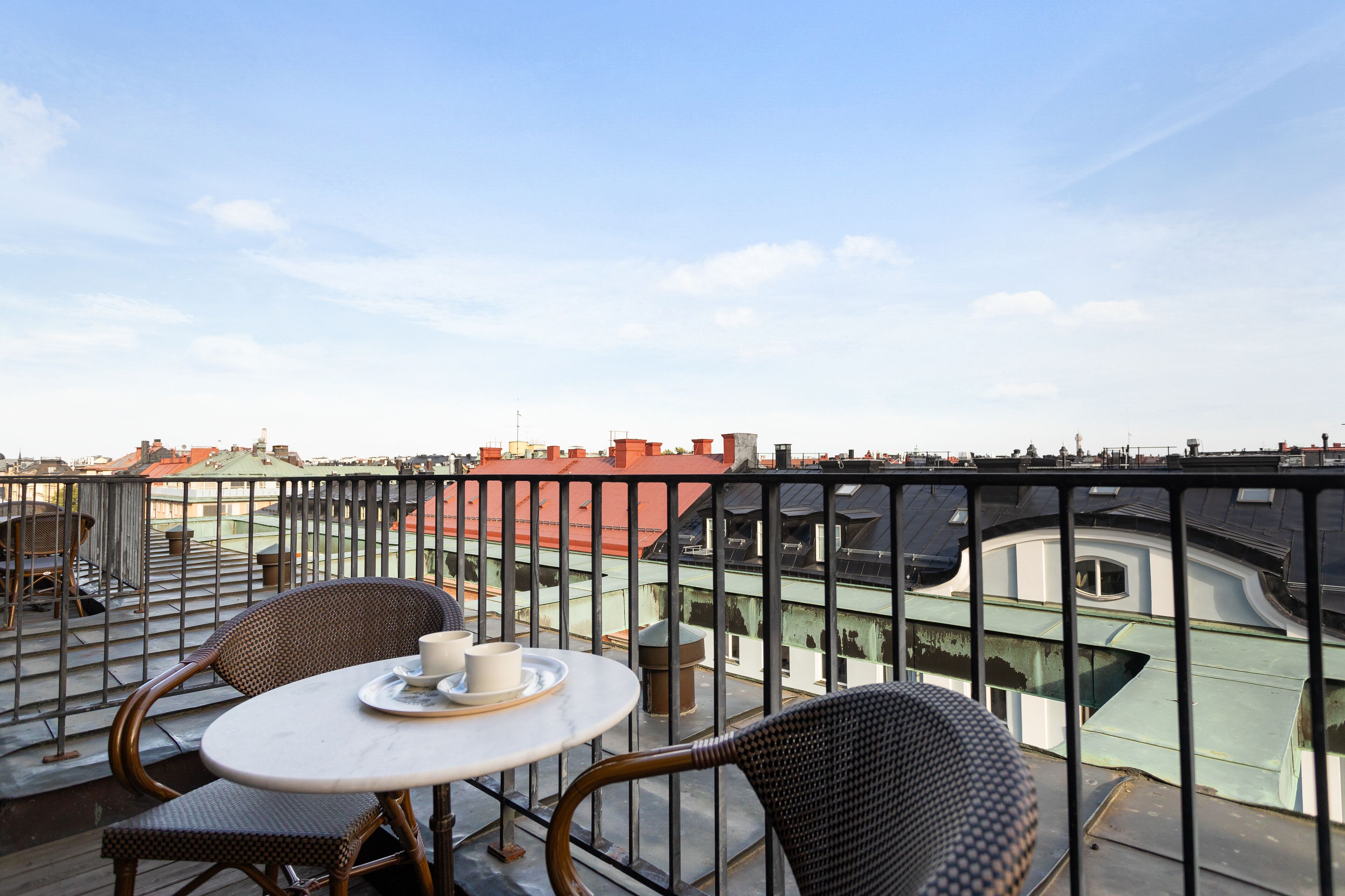 executive with balcony | 1 bedroom, hypo-allergenic bedding, blackout curtains