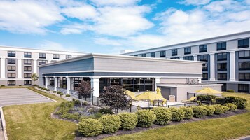 Una piscina cubierta