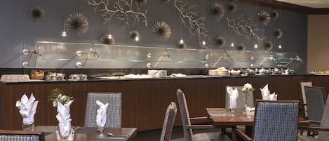 Se sirven desayunos y cocina americana