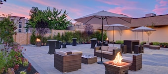 Holiday Inn East Windsor by IHG