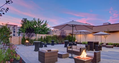 Holiday Inn East Windsor by IHG